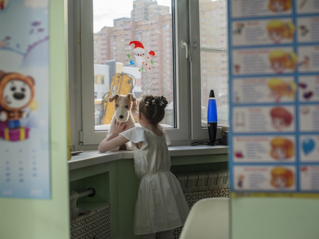 Тепло рядом: оплата работы няни для Кати и других детей в Социальном центре