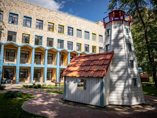 Дом с маяком